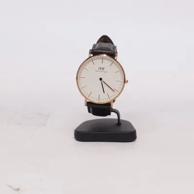 Wristwatch (Classic) from Daniel Wellington
