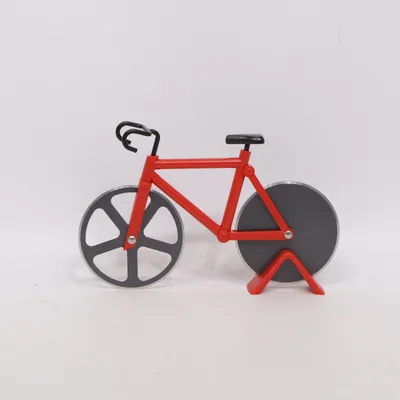 Pizza slicer (Red, Black) from Zonee