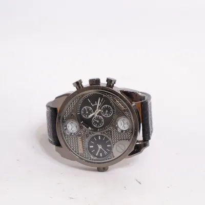 Armbandsur (9316) från Oulm