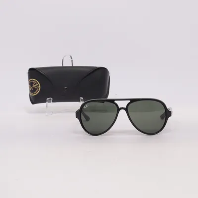 Solbriller (RB4125) fra Ray-Ban