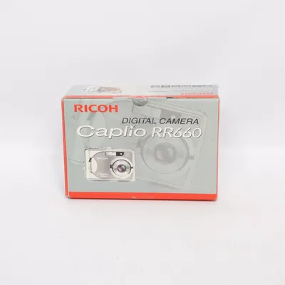 Digital kompaktkamera (Caplio RR660) från Ricoh