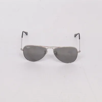 Solglasögon (RJ 9506S) från Ray-Ban