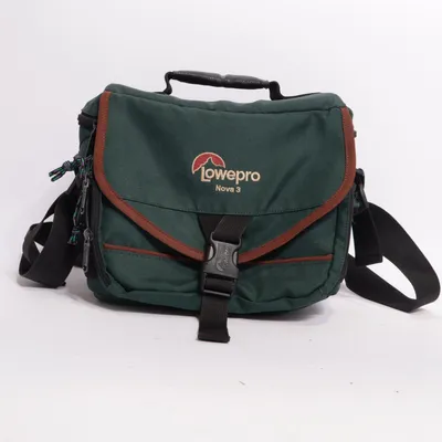 Kamerataske (Nova 3) fra Lowepro