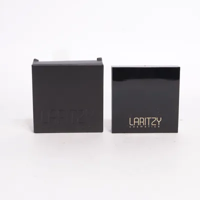 Blush  (Desert Rose) de Laritzy Cosmetics