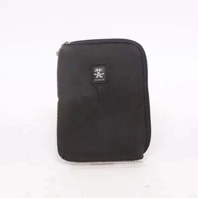 Camera bag (Base Layer Reader 6) from Crumpler