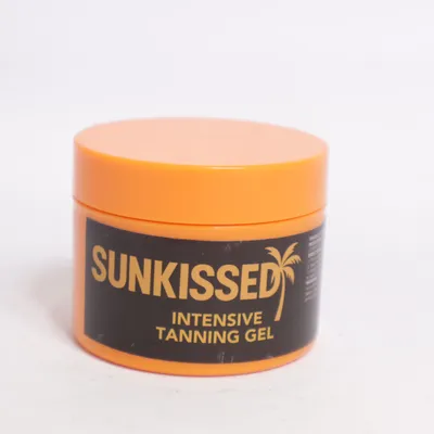 Self tanner (Intensive Tanning Gel) from Sunkissed