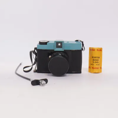 Appareil photo compact analogique (Diana F+) de Lomography