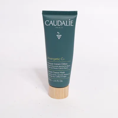Face mask (Vinergetic C+ Instant Detox Mask) from Caudalie