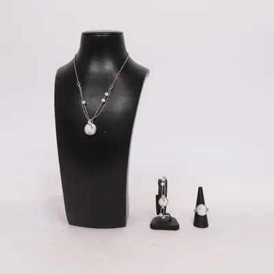 Halsband (Silverfärgad, Vit) från Pierre Cardin Silver