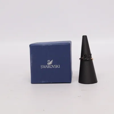 Ring (Black) from Swarovski Unknown metal