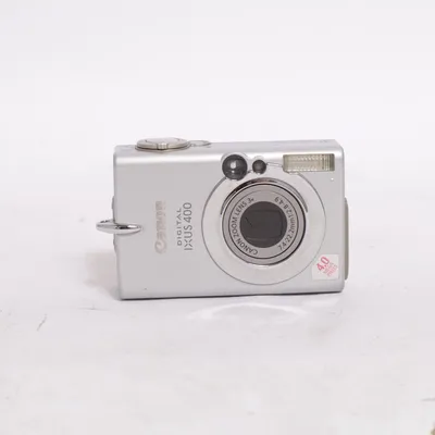 Digital compact camera (Ixus 400) from Canon