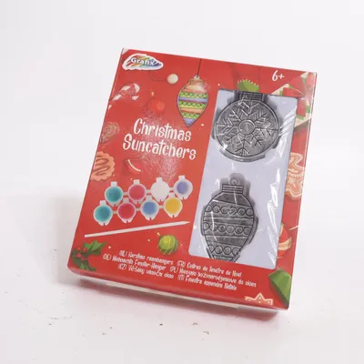 Crafts (Christmas Suncatchers) from Grafix