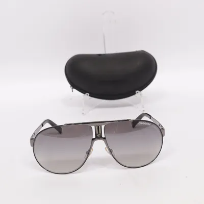 Solglasögon (Svart) från Carrera