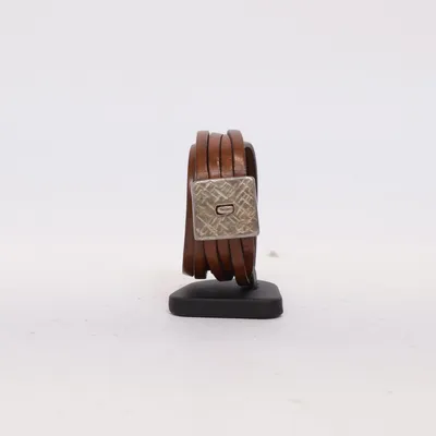 Bracelet (Black) Unknown metal