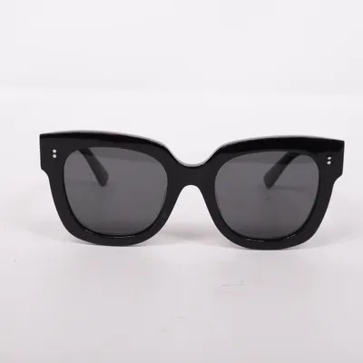 Solglasögon (Svart) från Chimi