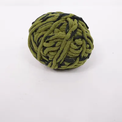 Garn (Grön, Svart)
