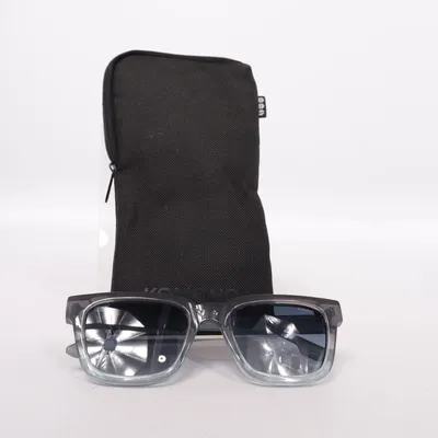 Solglasögon (THE BOBBY) från Komono