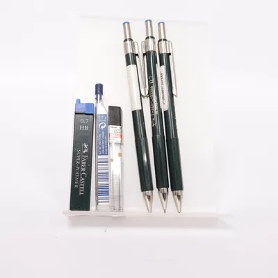 Blyertspennor (TK-FINE 9717, Drei Stück, mit Ersatzminen) från Faber Castell