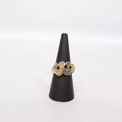 Ring (Guldfärgad, Grön) Okänd metall