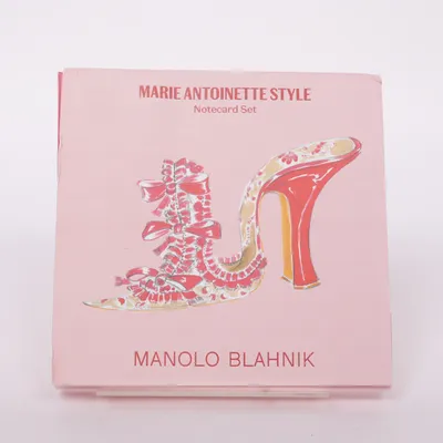 Zubehör (Marie Antoinette Style) von Manolo Blahnik