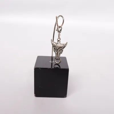 Hanger Onbekend materiaal
