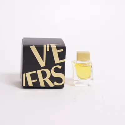 Eau de Parfum (V'E) from Versace