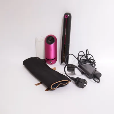 Hair straightener (372458) from Dyson