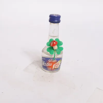 Bouteille d'alcool (Wodka) de Graf