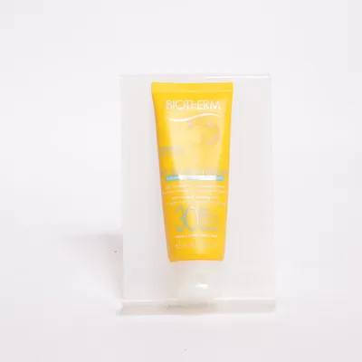 Solcreme (Lait Solaire Hydratant) fra Biotherm