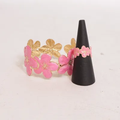 Ring (Gold) Unknown metal