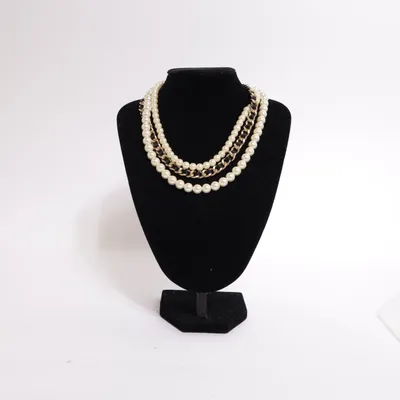 Collier (Blanc, Noir, Or) de Opia Métal inconnu