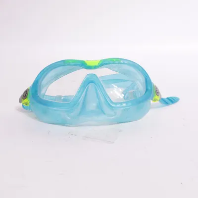 Water sports equipment (Blue, Green) from AquaLung
