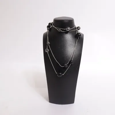 Halsband (Svart) Okänd metall