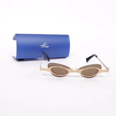 Sunglasses (Monie) from Theo