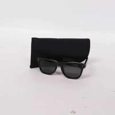 Solglasögon (Svart) från Arket