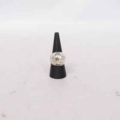 Ring (Silverfärgad) Okänd metall