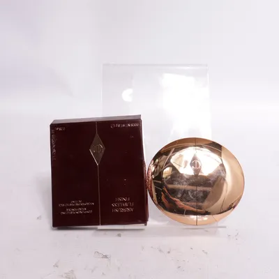 Puder (airbrush flawless finish) från Charlotte Tilbury