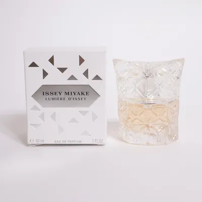 Eau de Parfum (Lumiere D'Issey) van Issey Miyake