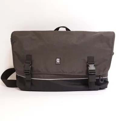 Axelremsväska (Grå, Svart) från Crumpler