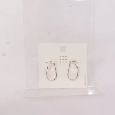 Örhängen (Silverfärgad, Vit) från SIX Okänd metall