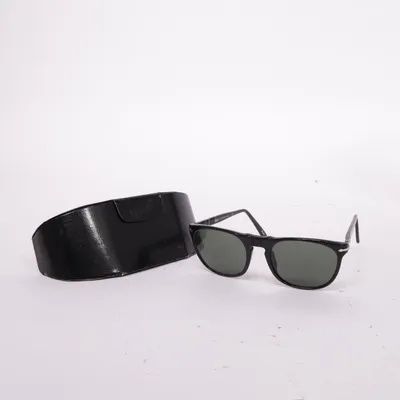 Solglasögon (Svart) från Persol