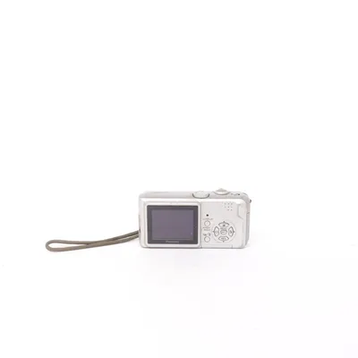 Digital kompaktkamera (DMC-LS2) från Panasonic