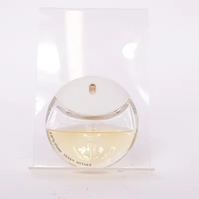 Eau de Parfum (A Drop D'Issey) de Issey Miyake