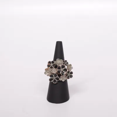 Ring (Black, Silver) Unknown metal