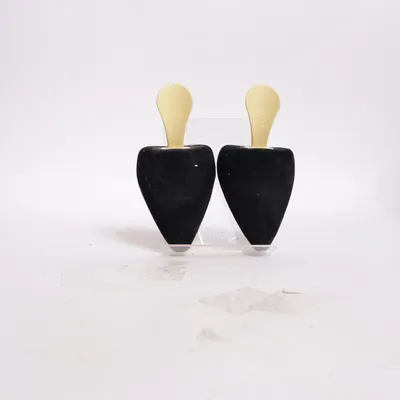 Shoe tree (Black, Beige) from Nico