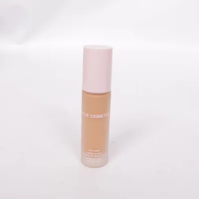 Foundation (POWER PLUSH LONGWEAR FOUNDATION 6C) fra Kylie Cosmetics