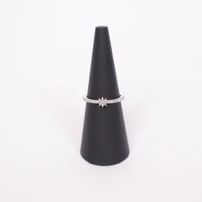 Ring (Silverfärgad) från Swarovski Okänd metall