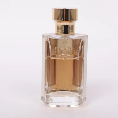 Eau de Parfum (La Femme) van Prada