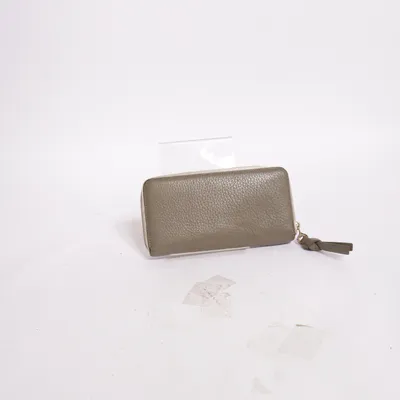 Wallet (Gray) from Vera Bradley