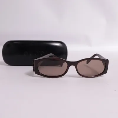 Solglasögon (GG 2524/S) från Gucci